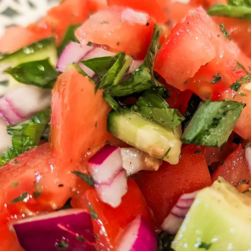 easy tomato cucumber summer salad with fresh basil