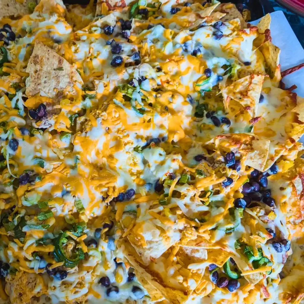 featured image of the buffalo chicken nacho tray
