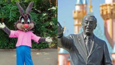 Walt Disney With Splash Mountain Character