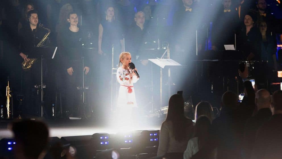 amellia-anisovych-singing-national-anthem