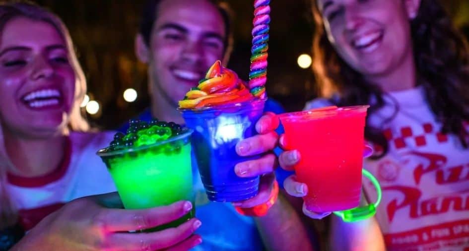 disney-h20-glow-night
