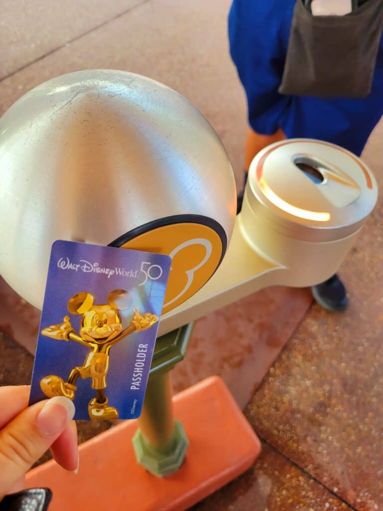annual-pass-passholder