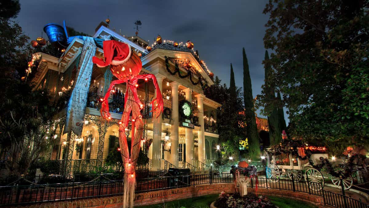 Haunted Mansion Holiday