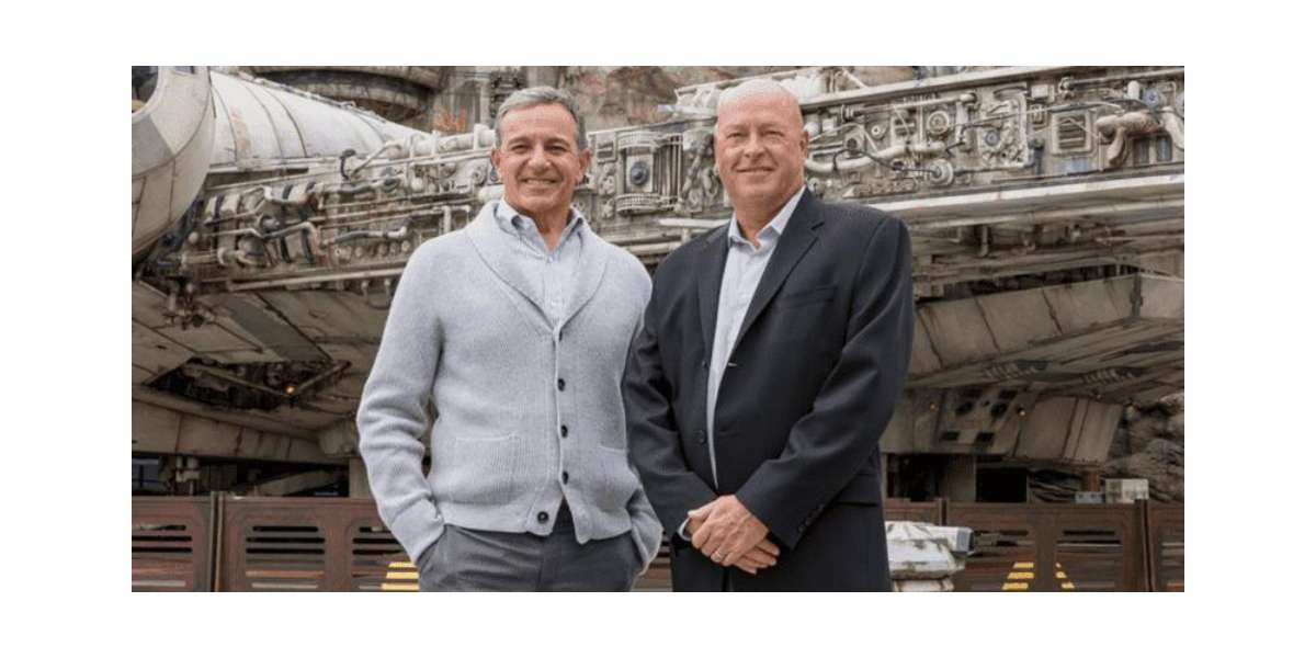 Bob Iger, Bob Chapek in Star Wars Galaxy's Edge