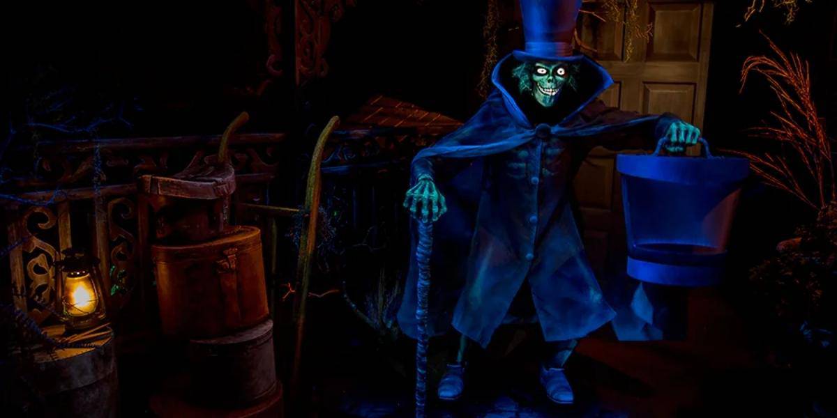 Hat Box Ghost Disney Haunted Mansion