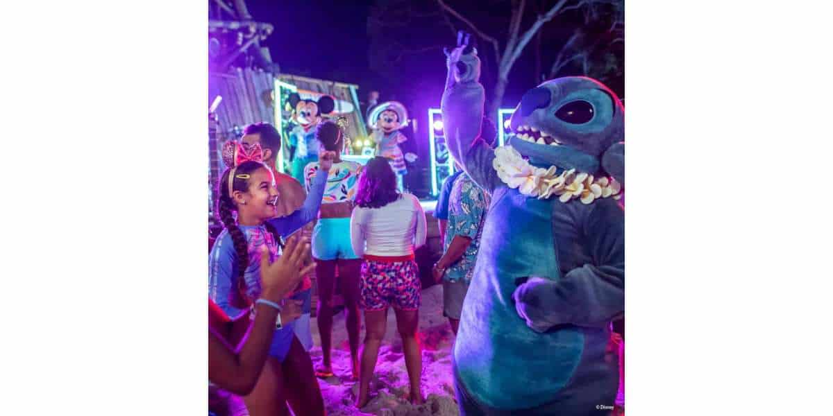 H2O Glow Nights