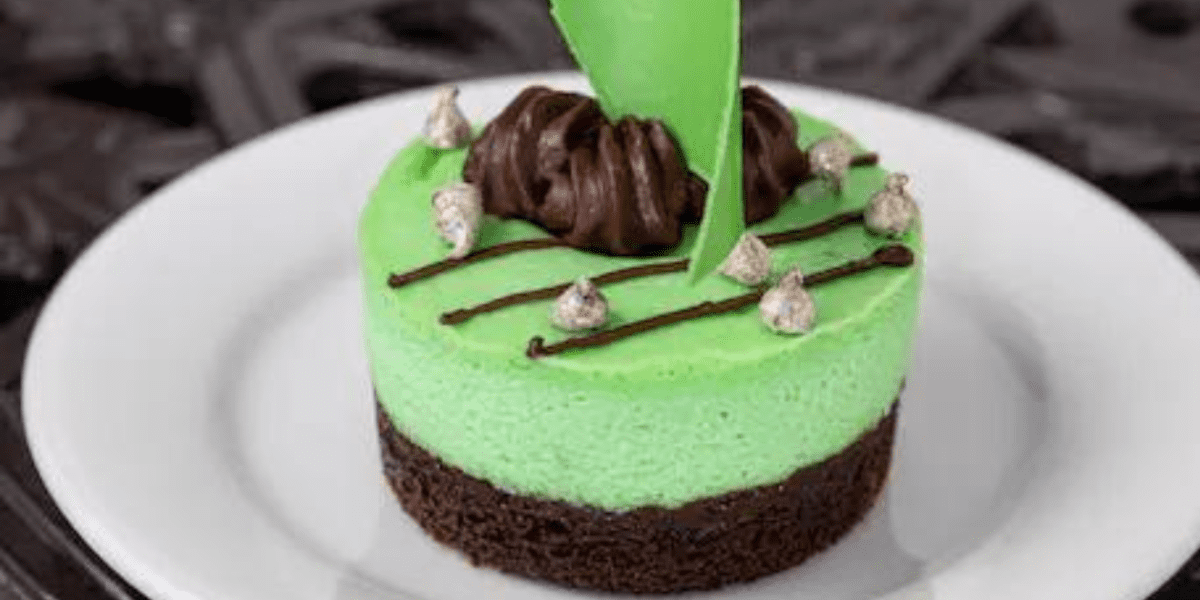 Mint Chocolate Chip Cheesecake
