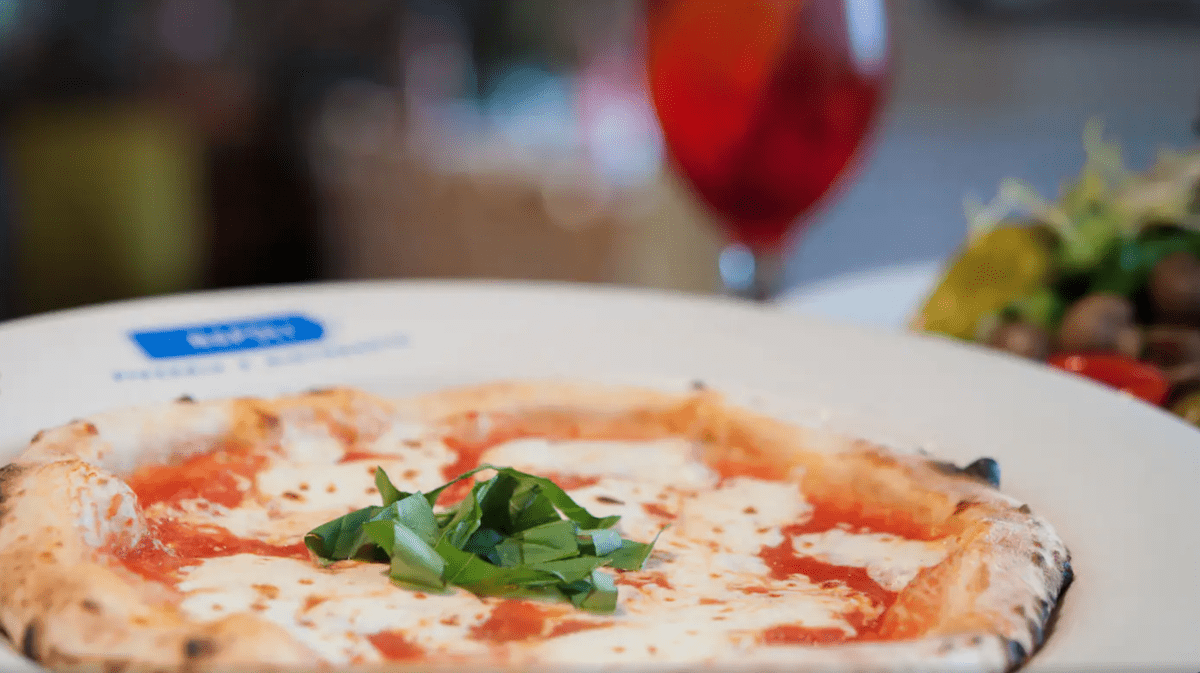 Via Napoli Margarita Pizza ECPOT World Showcase