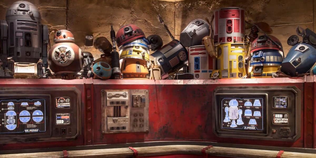 Droid Depot Hollywood Studios