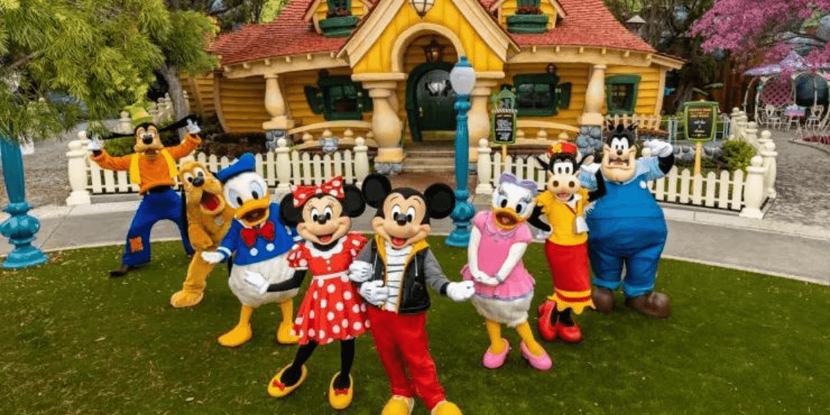 Classic Disney Characters at Toontown Reopening