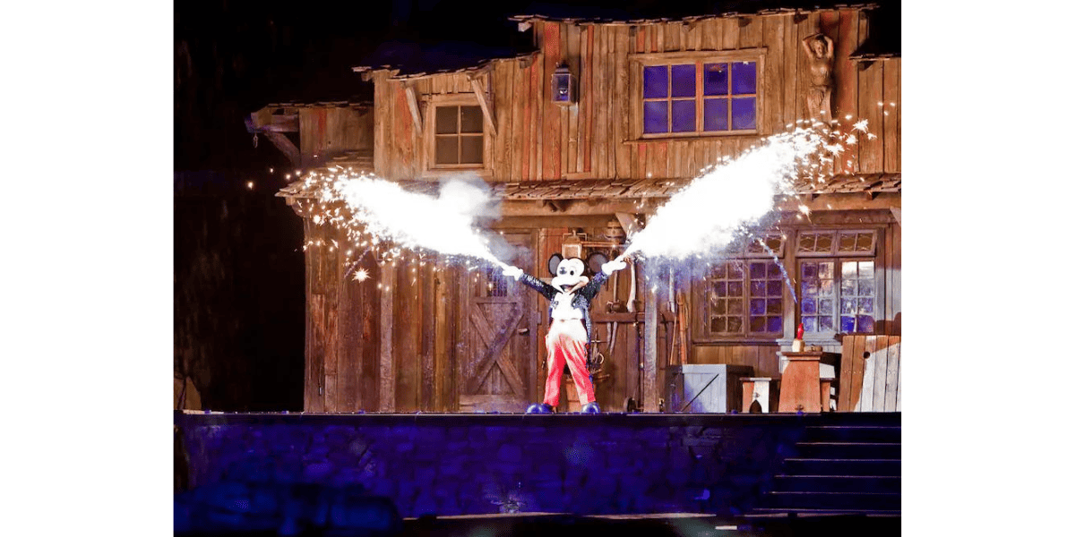 Fantasmic! Disneyland