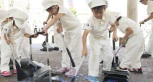Children Tokyo Disney