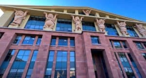 Walt Disney Studios Building