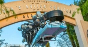 Rock 'n' Roller Coaster entrance