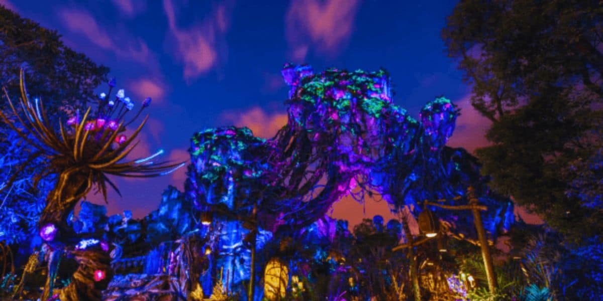 dinsey world spanish animal kingdom pandora the world of avatar at night