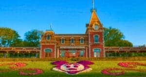disneyland resort entrance to disneyland park