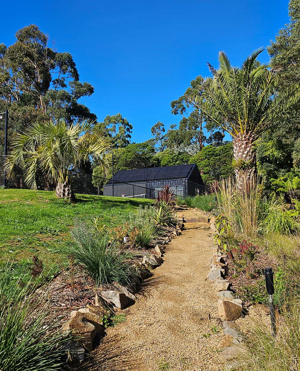 panorama-landscapes-gravel-pathway