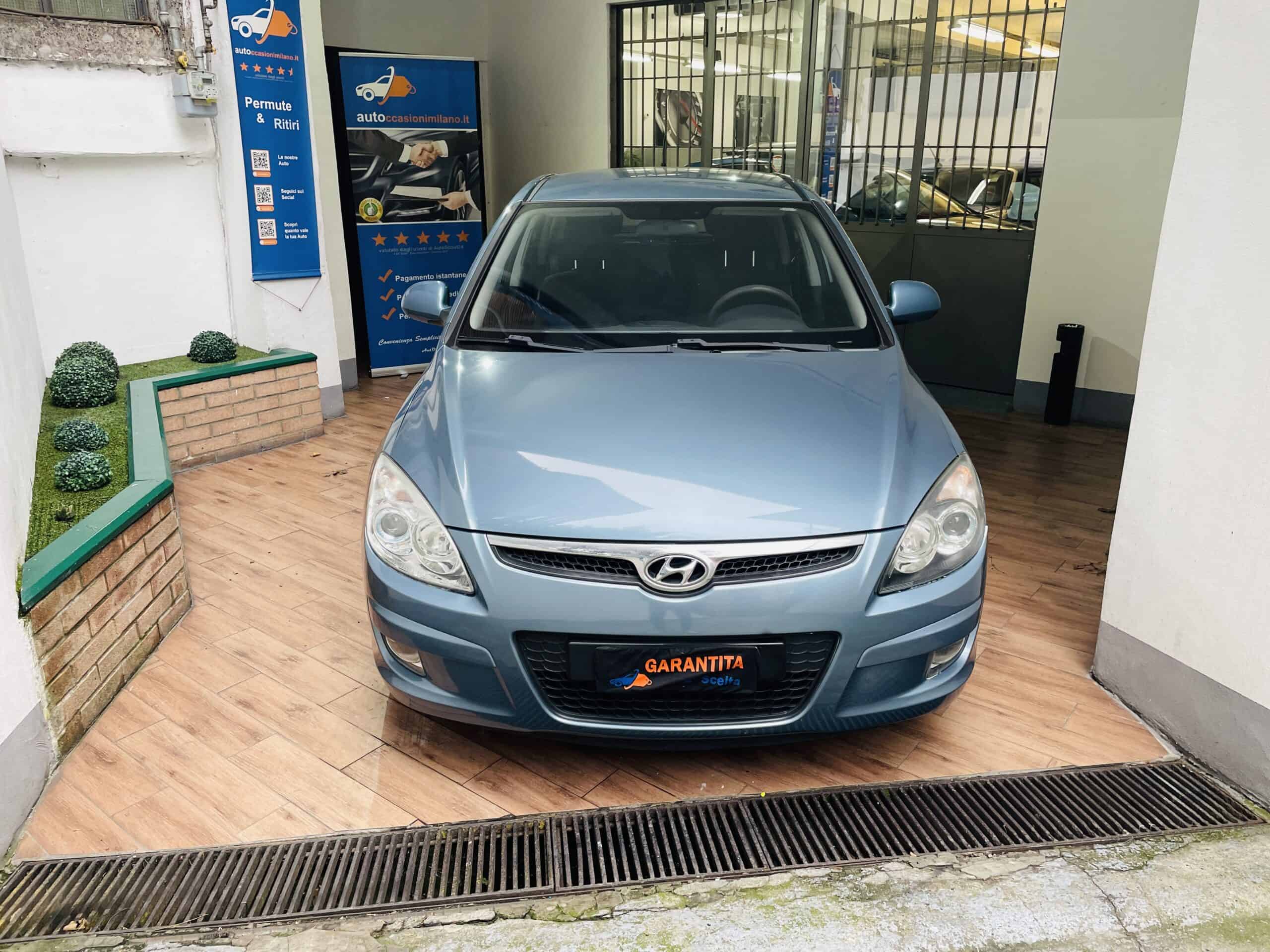 1 HYUNDAI i30 GPL 2009 NEOPATENTATI