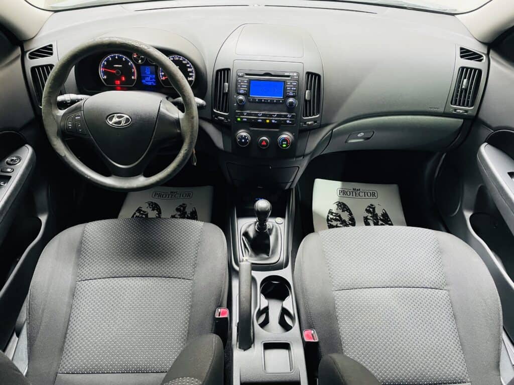 11 HYUNDAI i30 GPL 2009 NEOPATENTATI