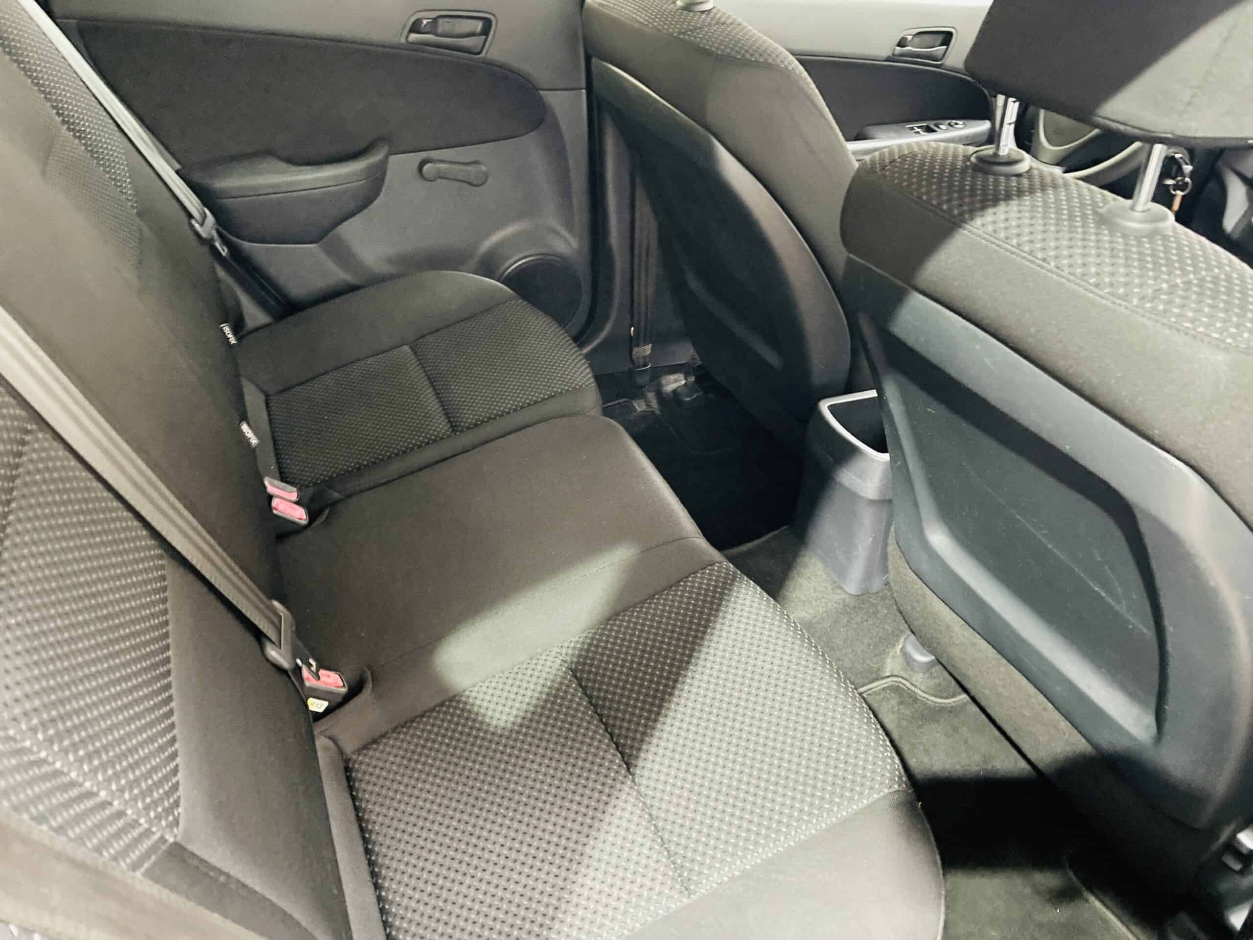 12 HYUNDAI i30 GPL 2009 NEOPATENTATI