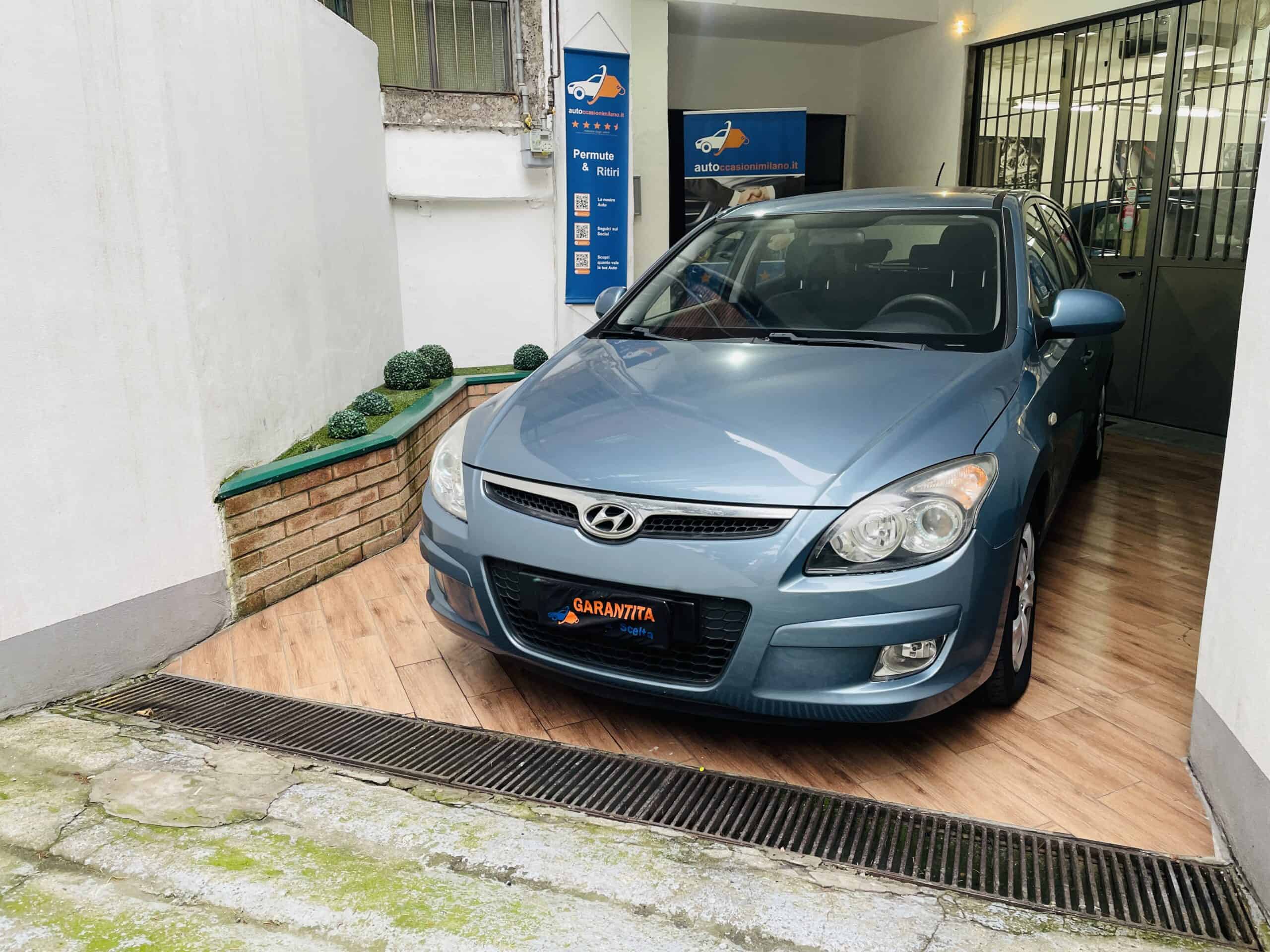 2 HYUNDAI i30 GPL 2009 NEOPATENTATI