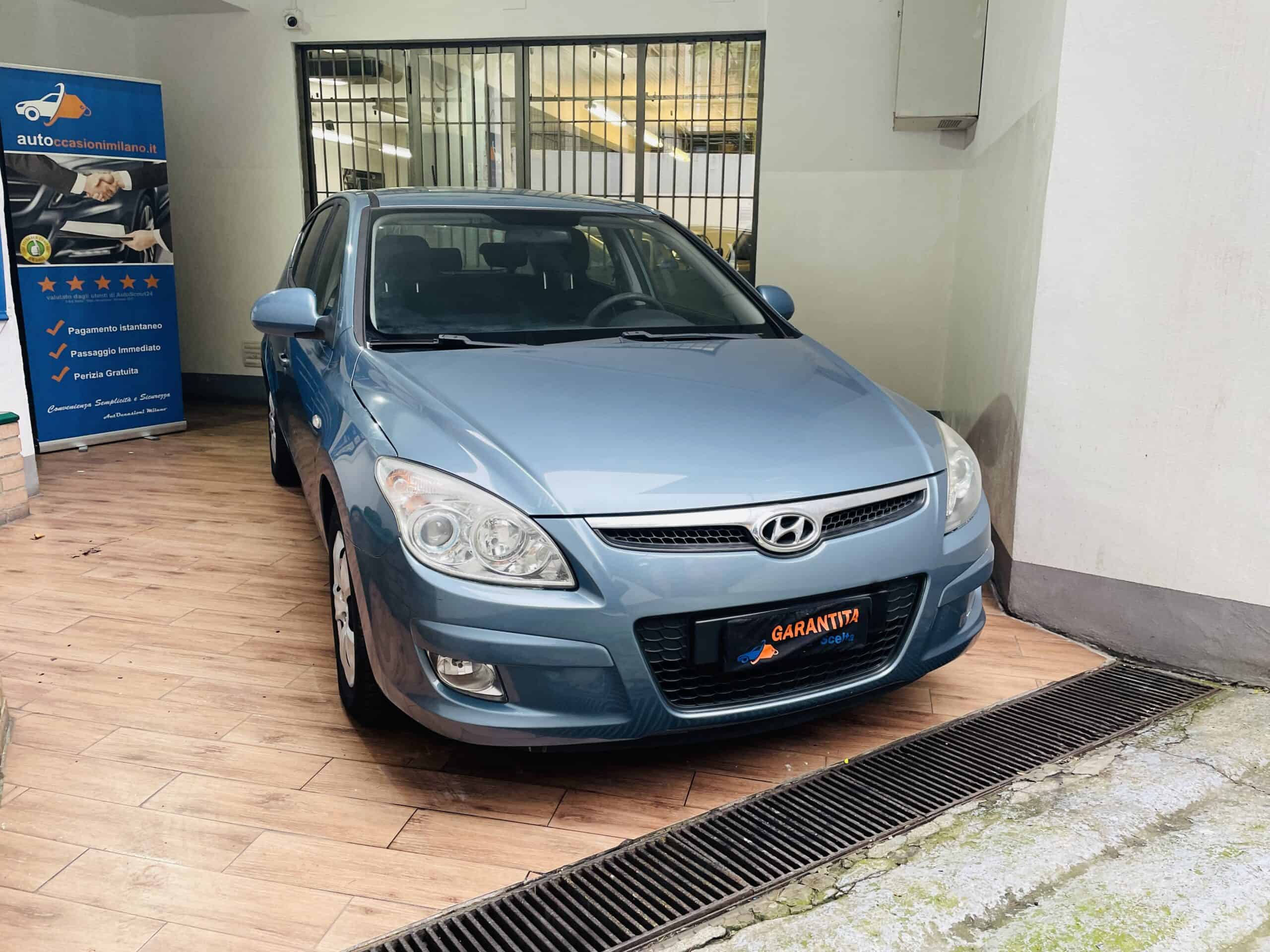 3 HYUNDAI i30 GPL 2009 NEOPATENTATI