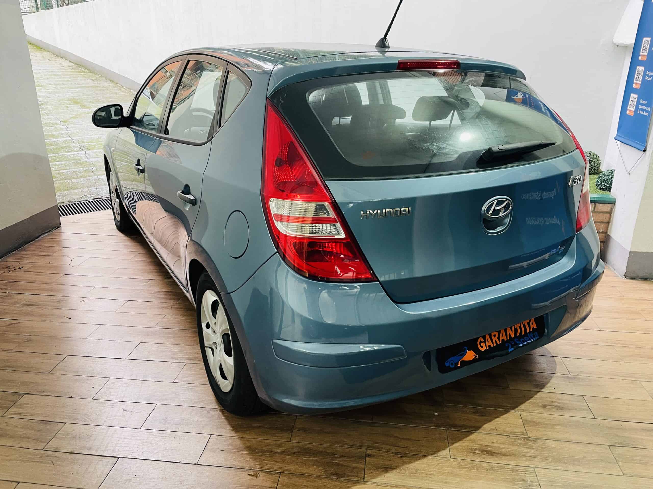 7 HYUNDAI i30 GPL 2009 NEOPATENTATI