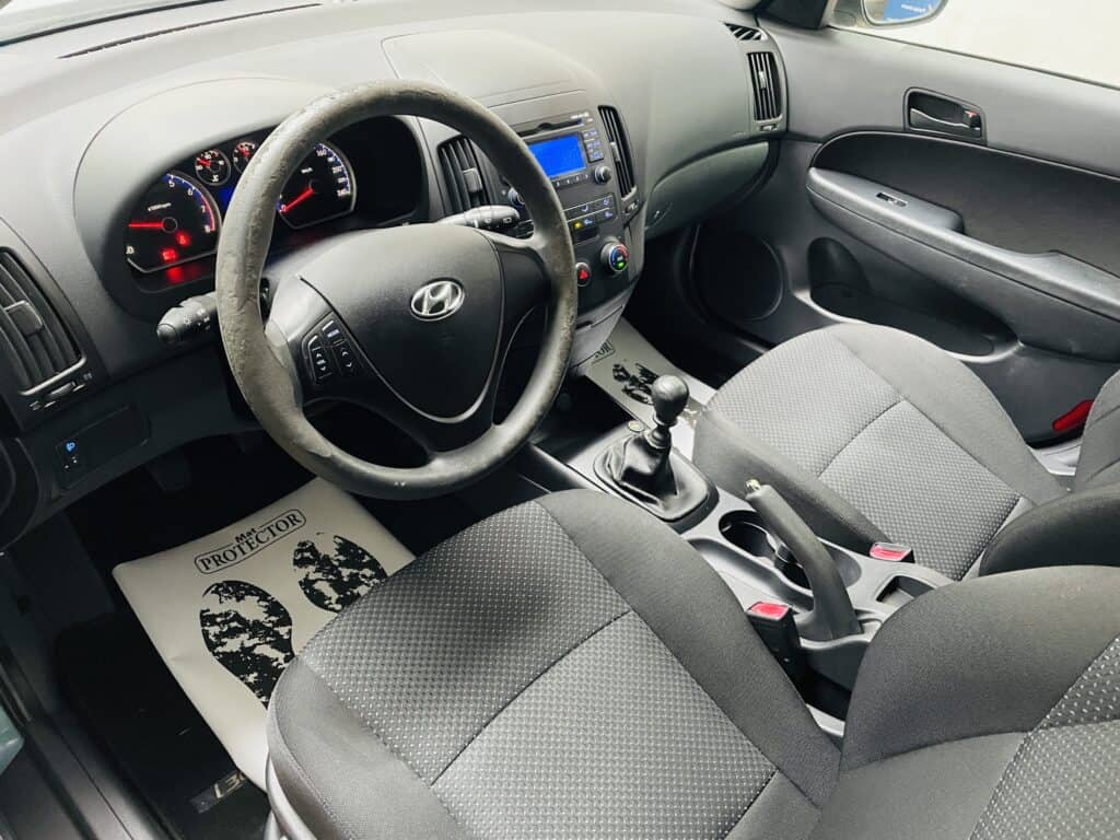 9 HYUNDAI i30 GPL 2009 NEOPATENTATI