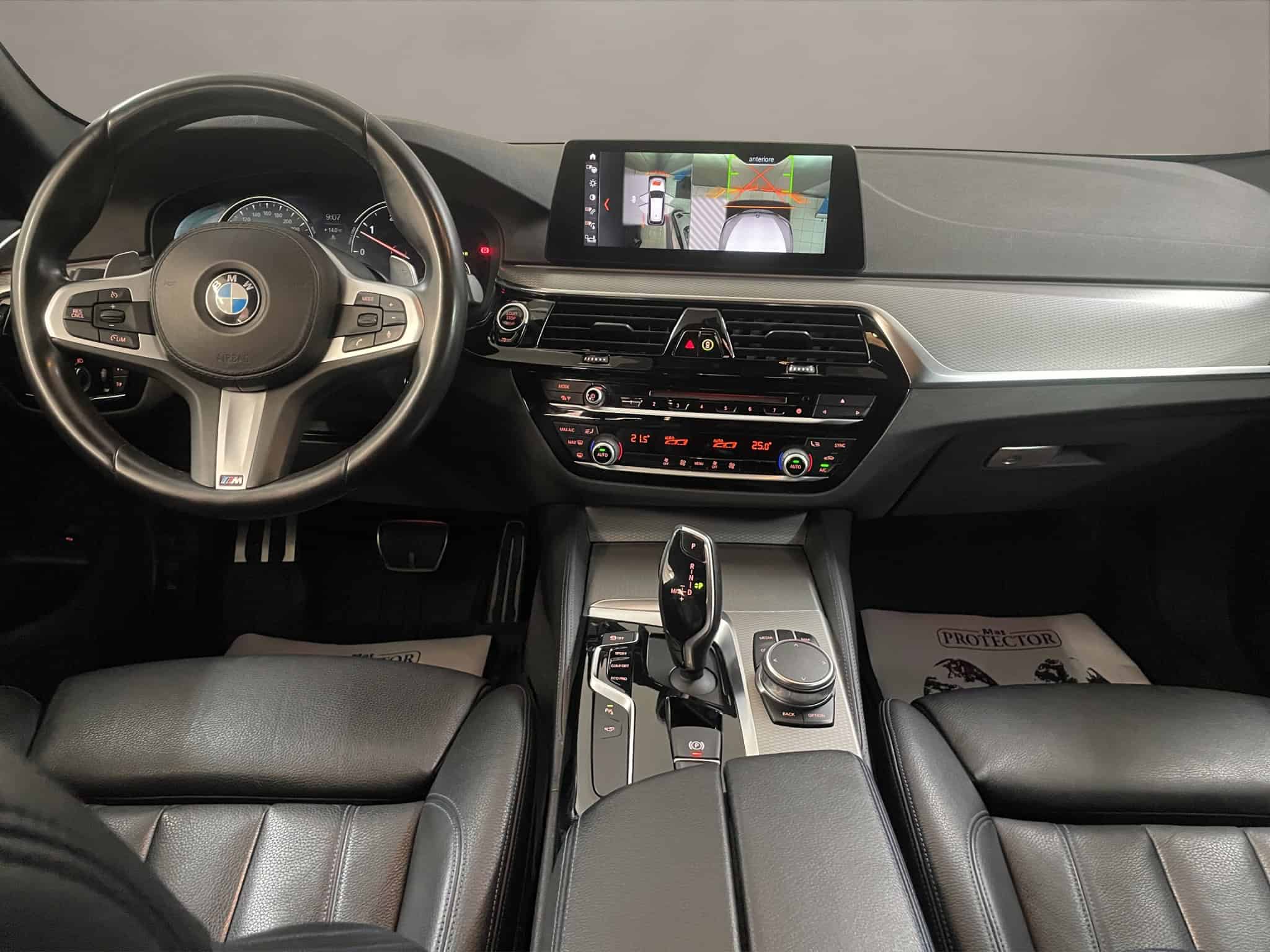17 BMW 530 DIESEL AUTOMATICA M SPORT ACCESSORI