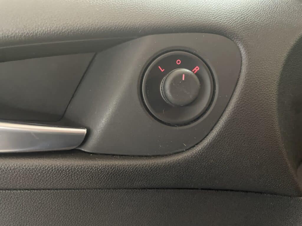 20 OPEL ADAM 2018 BENZINA NEOPATENTATI ACCESSORI