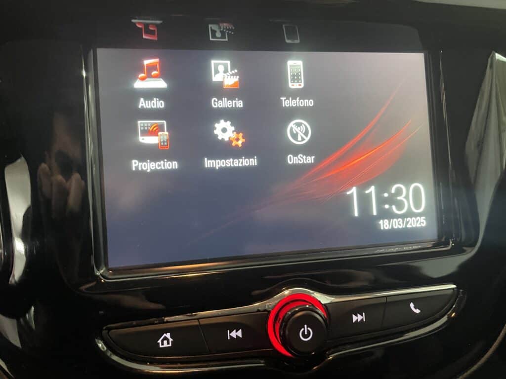 22 OPEL ADAM 2018 BENZINA NEOPATENTATI ACCESSORI