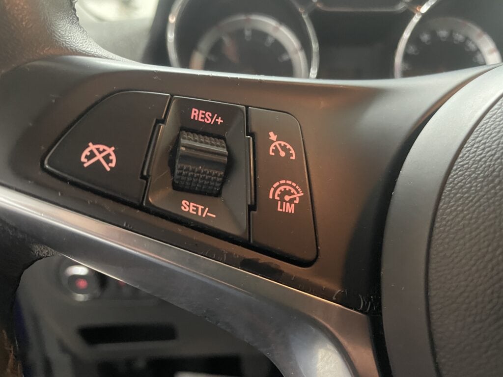 24 OPEL ADAM 2018 BENZINA NEOPATENTATI ACCESSORI