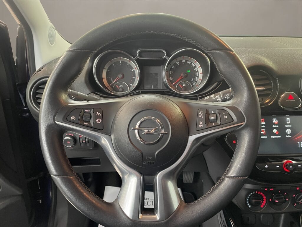 28 OPEL ADAM 2018 BENZINA NEOPATENTATI ACCESSORI