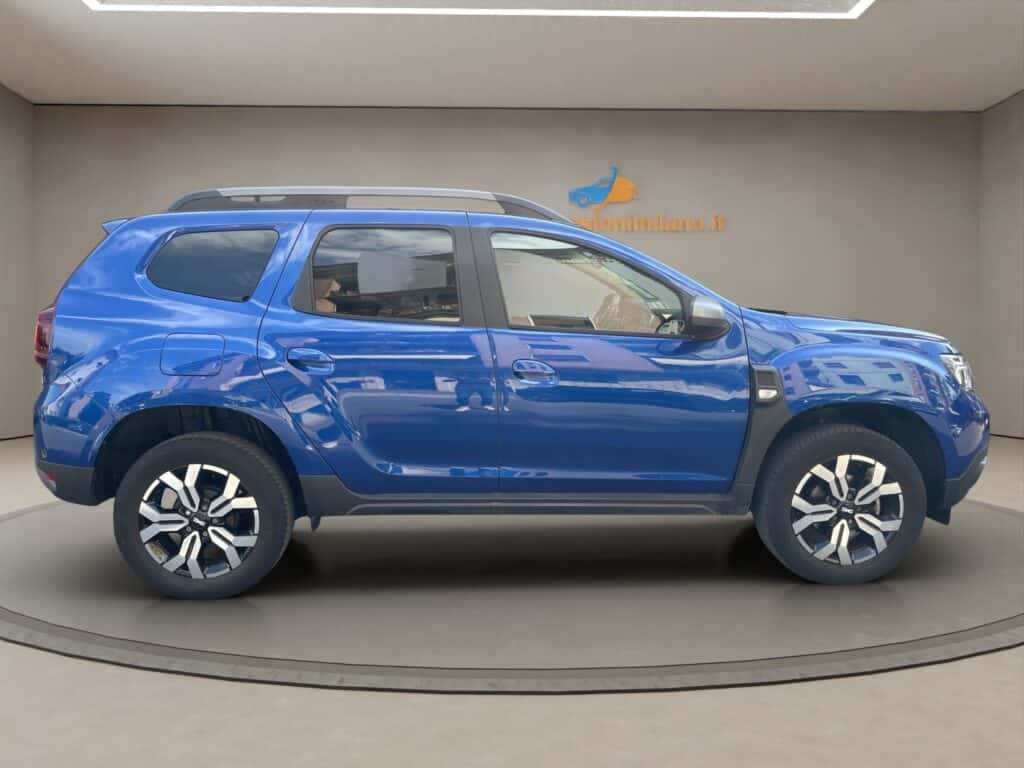 4 DACIA DUSTER 2023 BENZINA 13000KM UNICO PROPRIETARIO