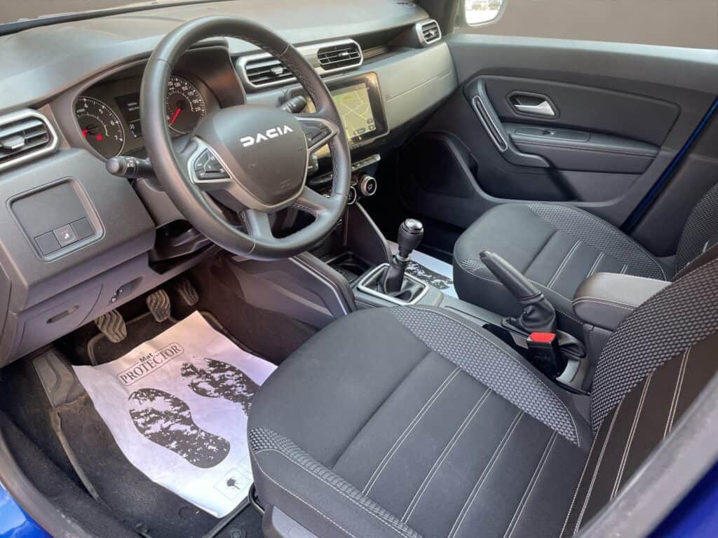 9 DACIA DUSTER 2023 BENZINA 13000KM UNICO PROPRIETARIO