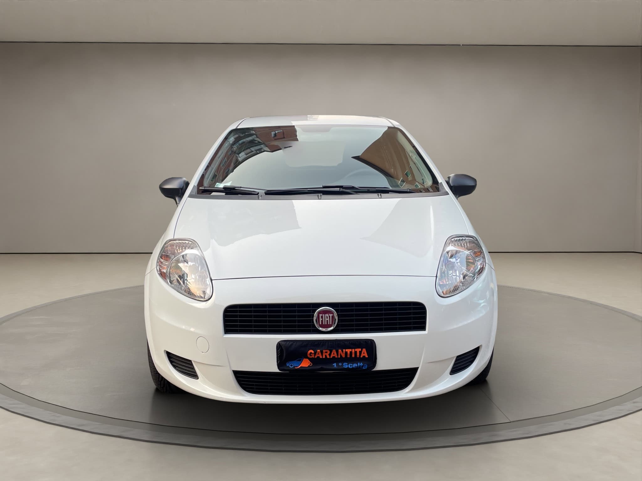 1 fiat punto 2013 benzina unico proprietario neopatentati
