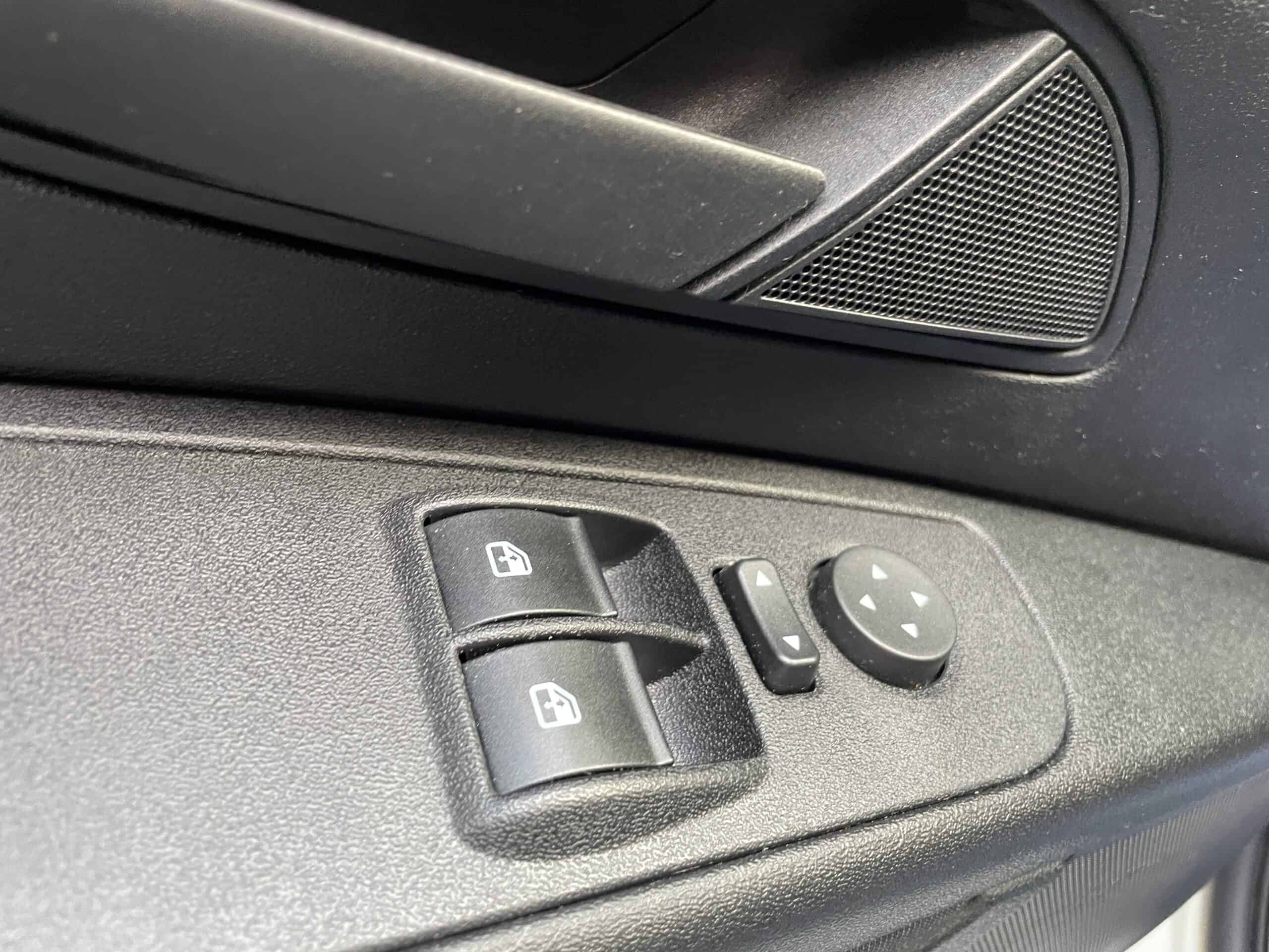 18 fiat punto 2013 benzina unico proprietario neopatentati accessori