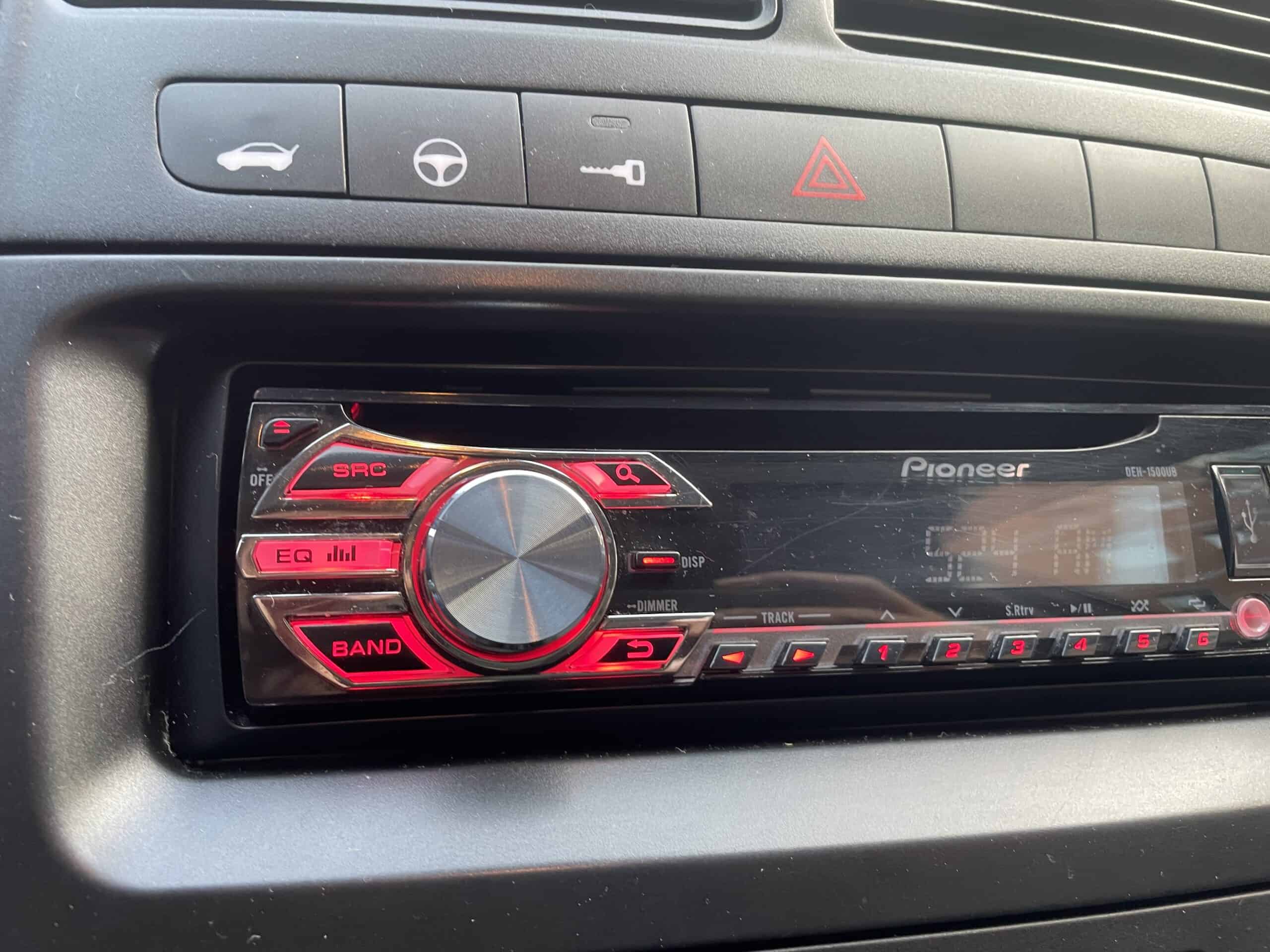 20 fiat punto 2013 benzina unico proprietario neopatentati accessori