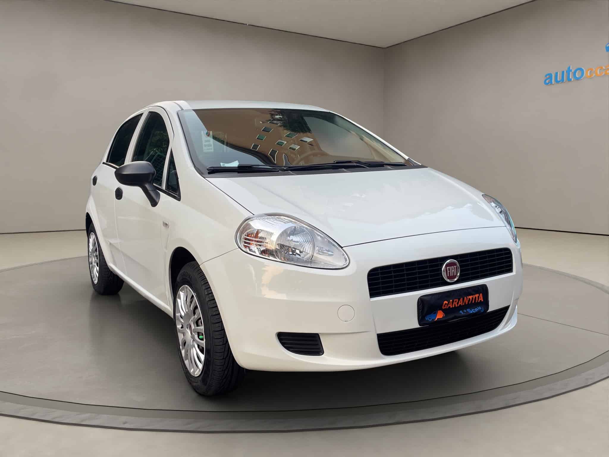 3 fiat punto 2013 benzina unico proprietario neopatentati