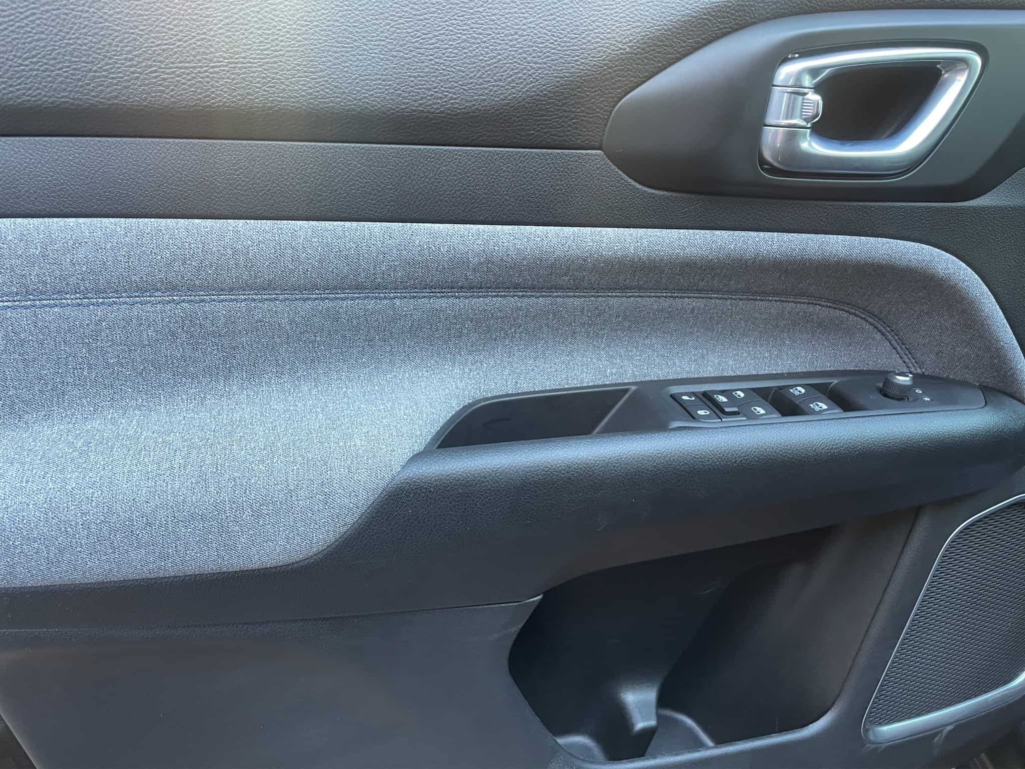 27 jeep compass 2022 benzina manuale accessori