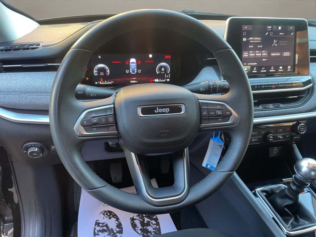 28 jeep compass 2022 benzina manuale accessori