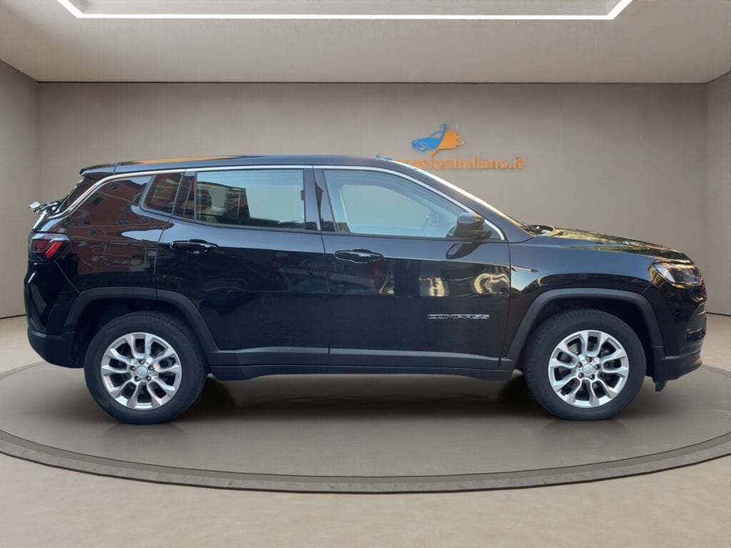 5 jeep compass 2022 benzina manuale
