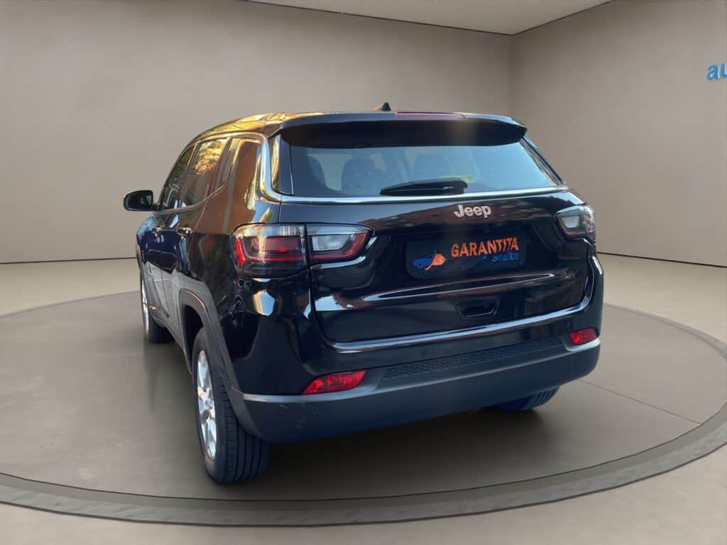 7 jeep compass 2022 benzina manuale