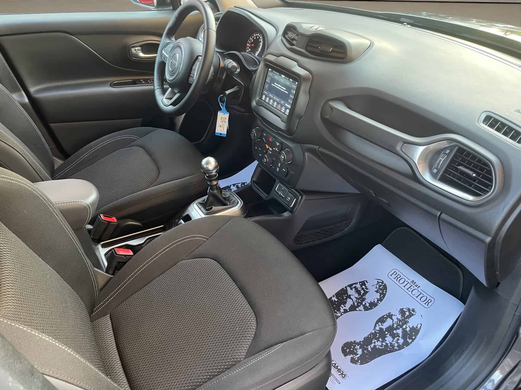 10 Jeep renegade 2020 benzina 40000km unico proprietario