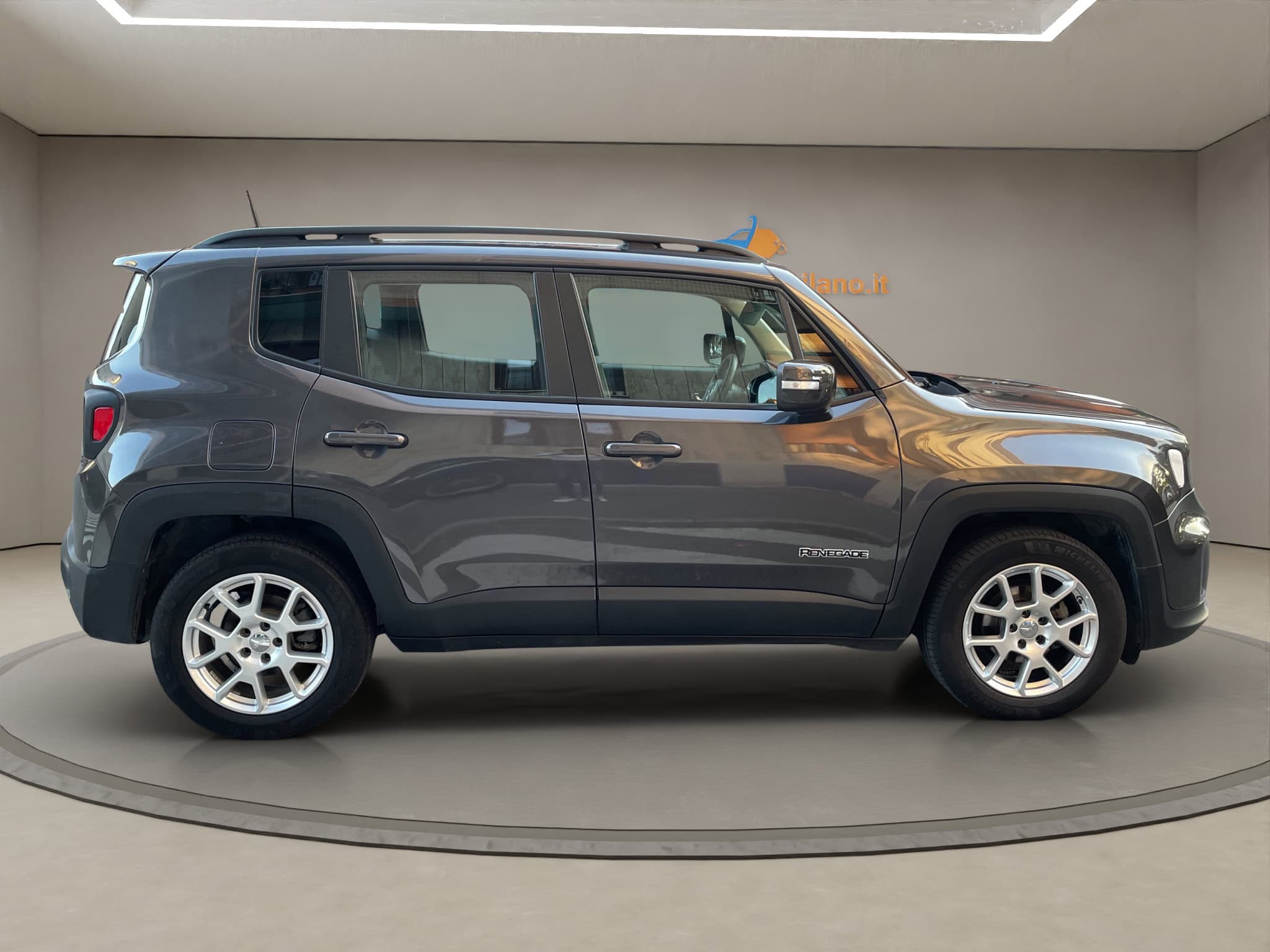 4 Jeep renegade 2020 benzina 40000km unico proprietario