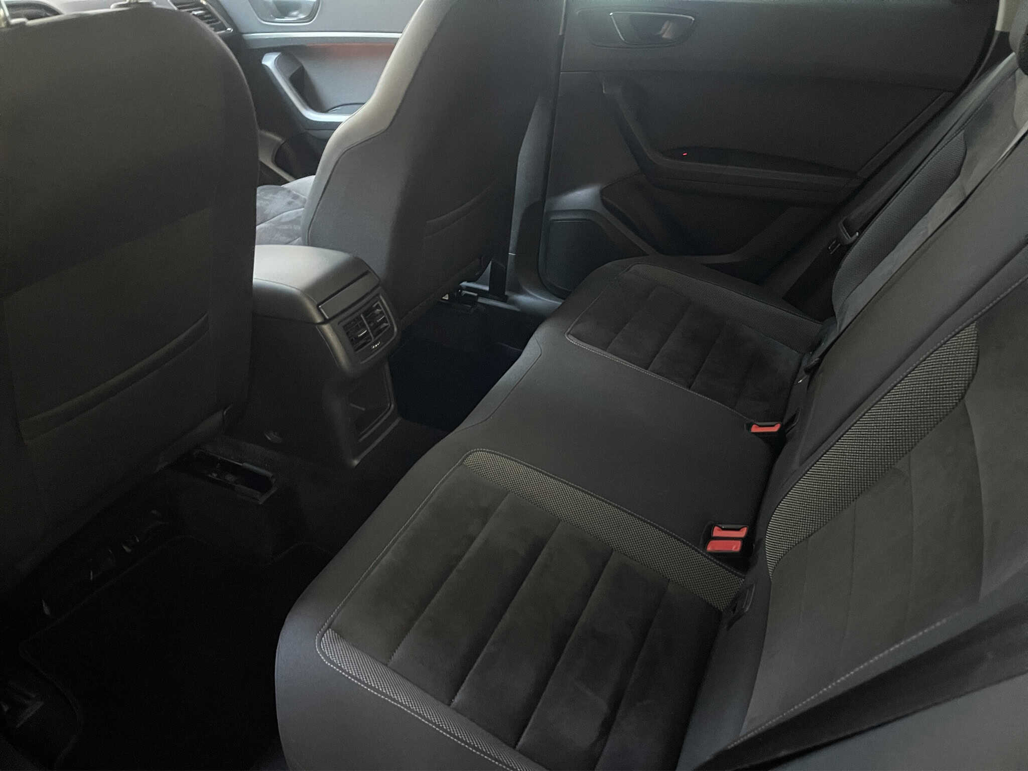 13 Seat ateca 2017 benzina unico proprietario