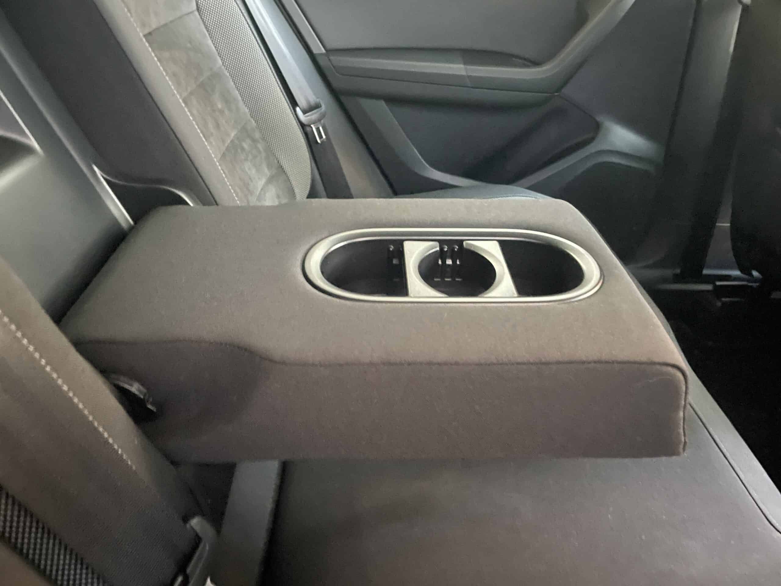 27 Seat ateca 2017 benzina unico proprietario accessori