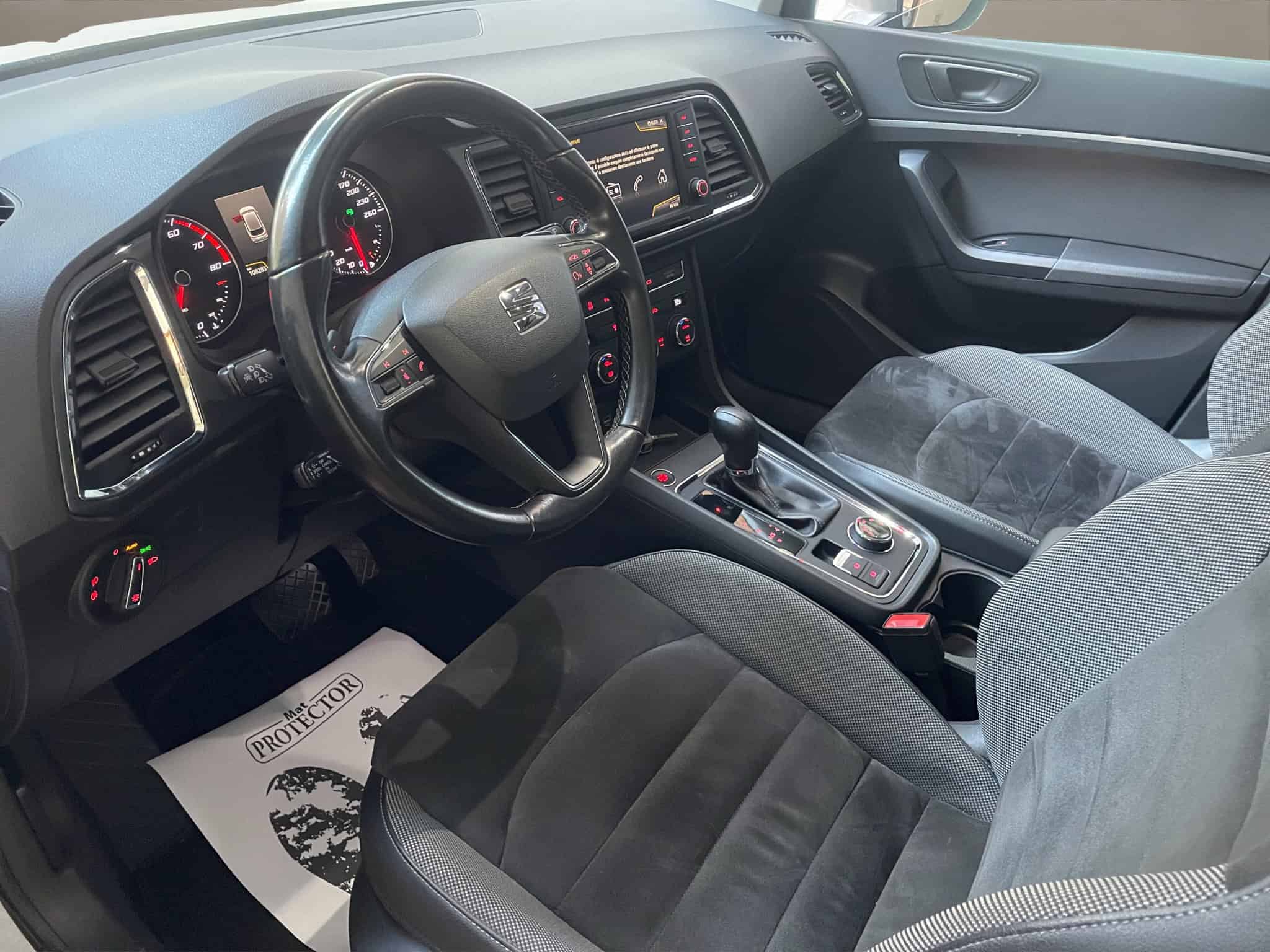 9 Seat ateca 2017 benzina unico proprietario