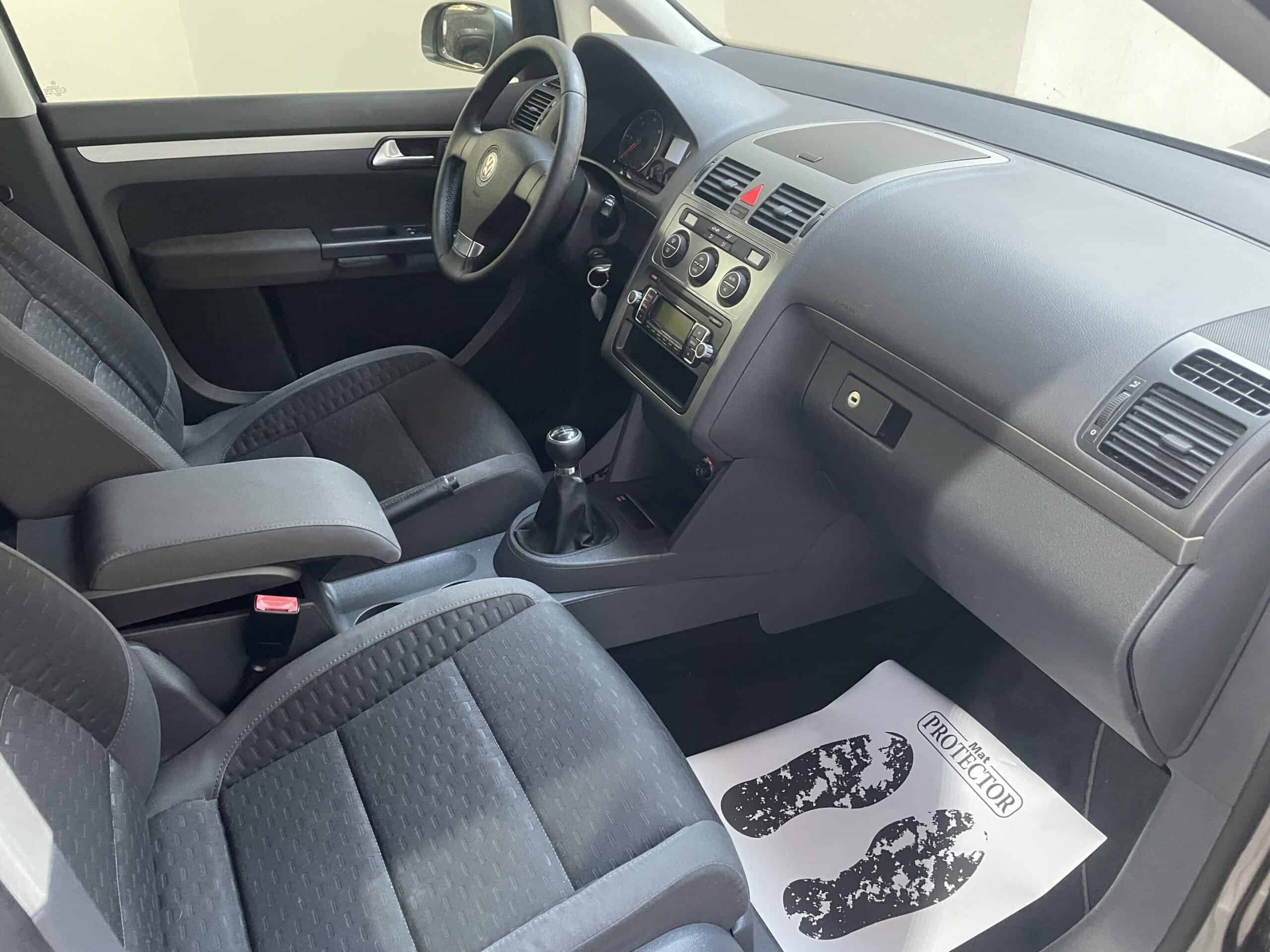 10 vw touran 7 posti 2008 diesel manuale