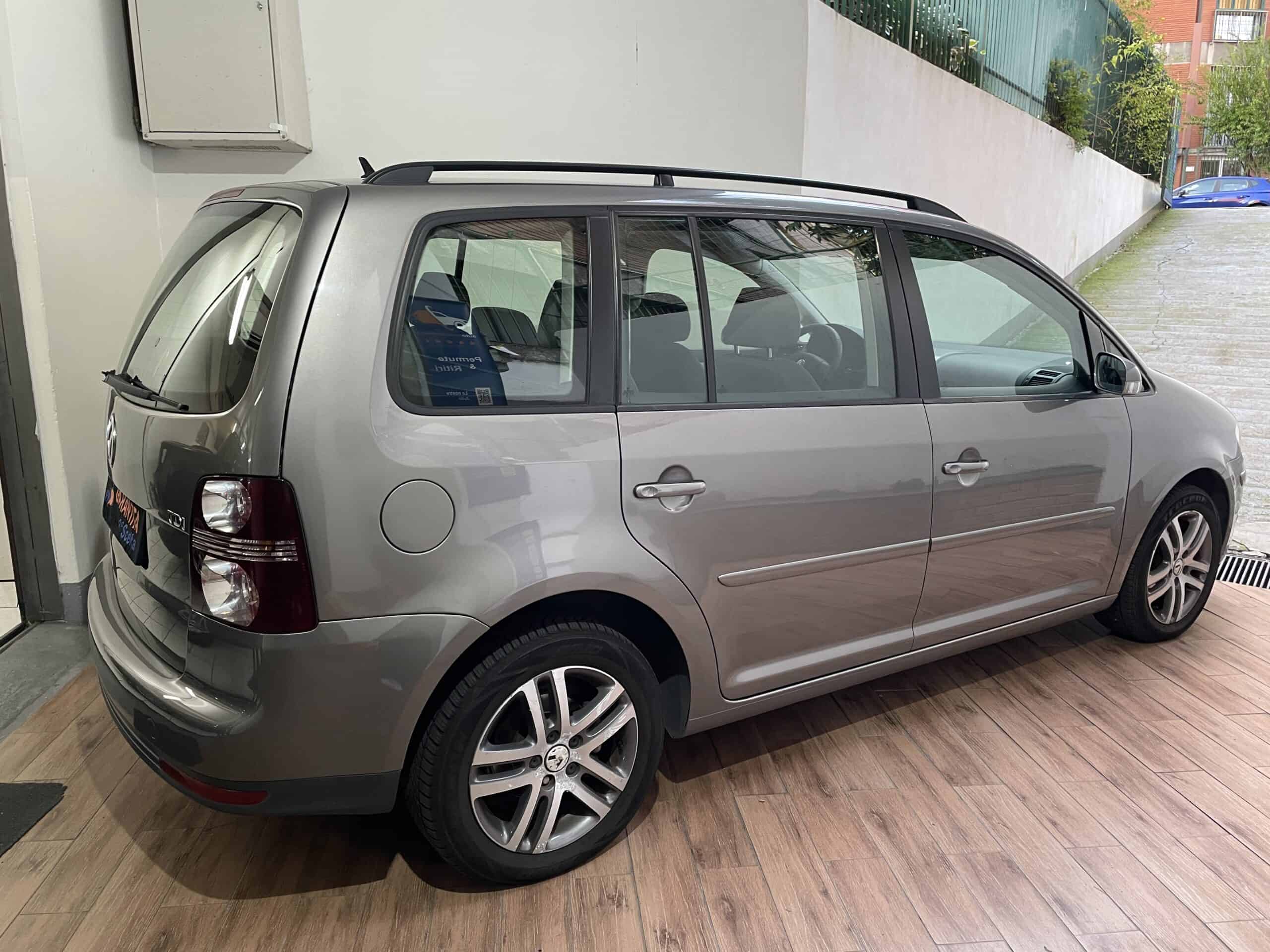 4 vw touran 7 posti 2008 diesel manuale